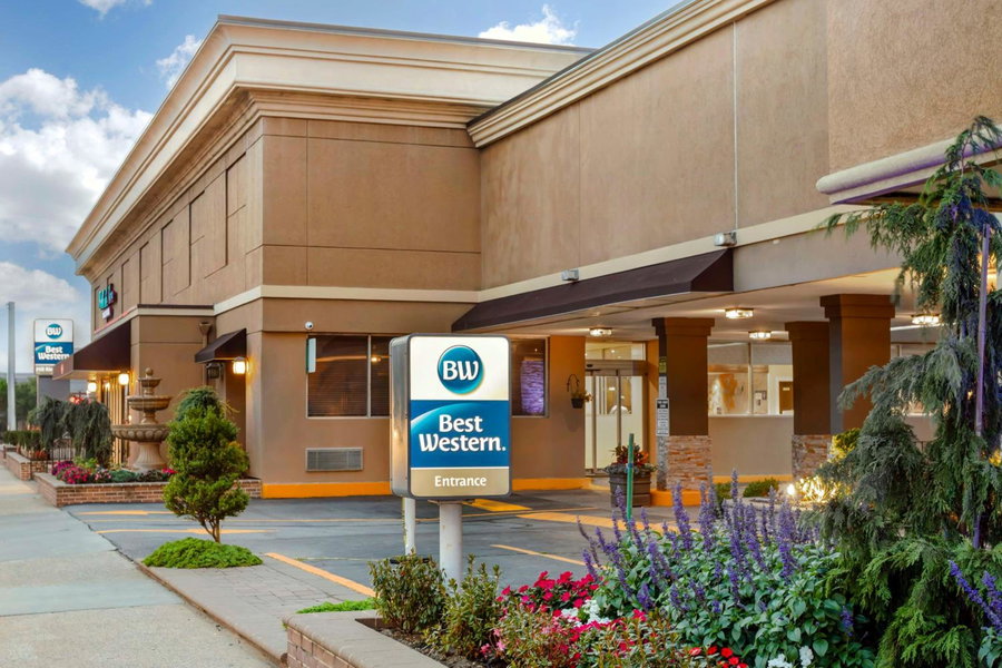 Best Western Mill River Manor, Rockville Centre, United States