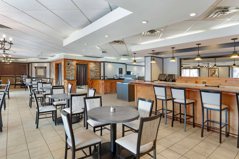 Best Western Mill River Manor, Rockville Centre, United States