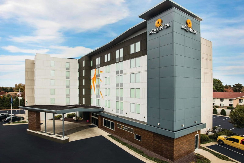 La Quinta by Wyndham Winchester, Winchester, United States