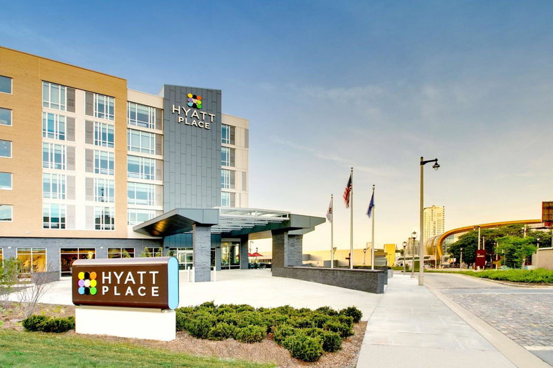 Hyatt Place Milwaukee Downtown, Milwaukee, United States