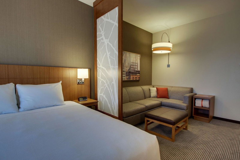 Hyatt Place Milwaukee Downtown, Milwaukee, United States