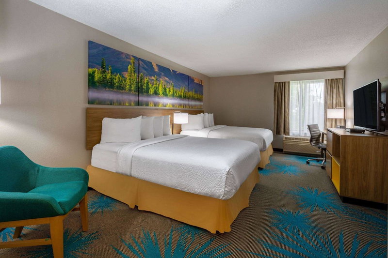 Days Inn & Suites by Wyndham Denver International Airport, Denver, United States
