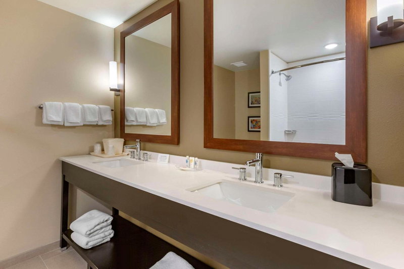 Comfort Suites Albuquerque Airport, Albuquerque, United States