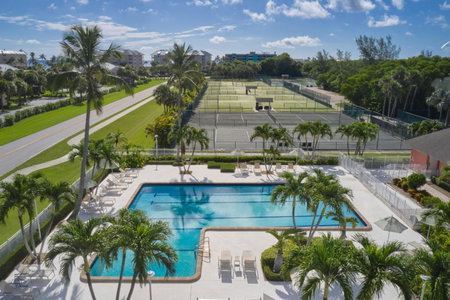 Marriott Hutchinson Island Resort & Beach Villas, Golf & Marina, Stuart, United States