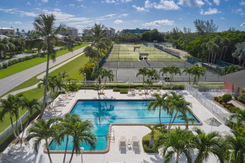 Marriott Hutchinson Island Resort & Beach Villas, Golf & Marina, Stuart, United States