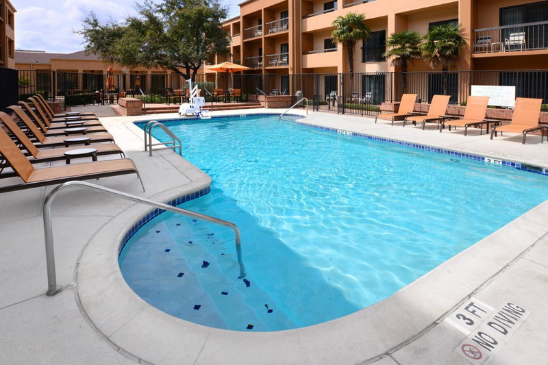Courtyard by Marriott San Antonio Medical Center, San Antonio, United States