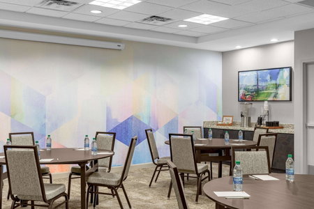 Hilton Garden Inn Raleigh Durham Airport, Morrisville, United States