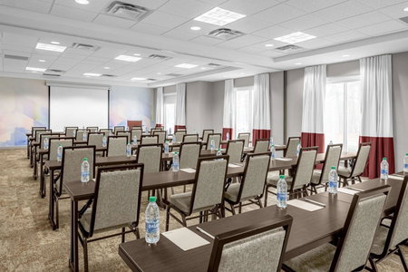 Hilton Garden Inn Raleigh Durham Airport, Morrisville, United States