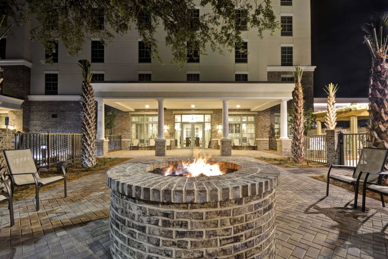 Hampton Inn & Suites Charleston Airport, Charleston, United States