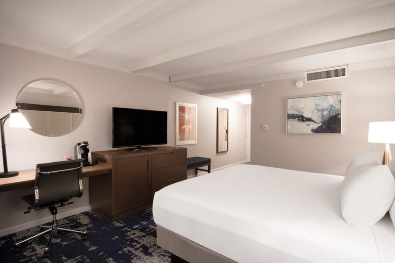 Crowne Plaza Albany - The Desmond Hotel, Albany, United States