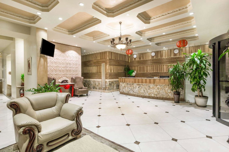 Ramada by Wyndham Flushing Queens, Queens, United States