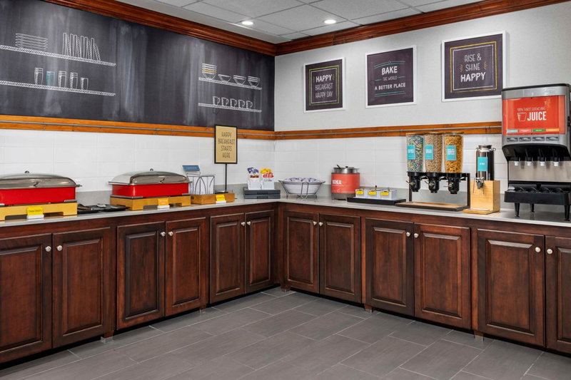 Hampton Inn & Suites at Lake Mary Colonial Townpark, Lake Mary, United States