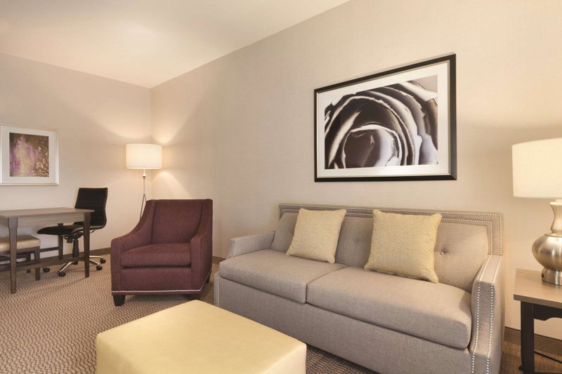 Embassy Suites by Hilton Temecula Valley Wine Country, Temecula, United States