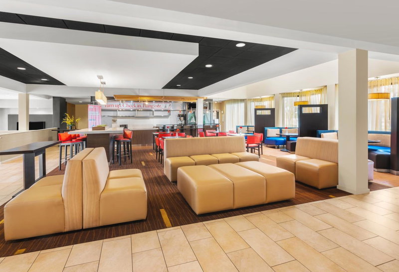 Super 8 by Wyndham Dallas Love Field Airport, Dallas, United States