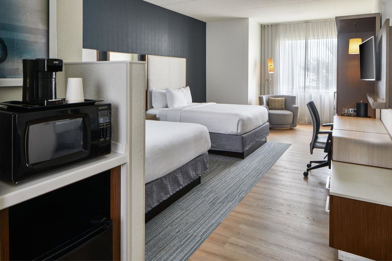 Courtyard by Marriott St. Petersburg Clearwater/Madeira Beach, St Pete Beach, United States