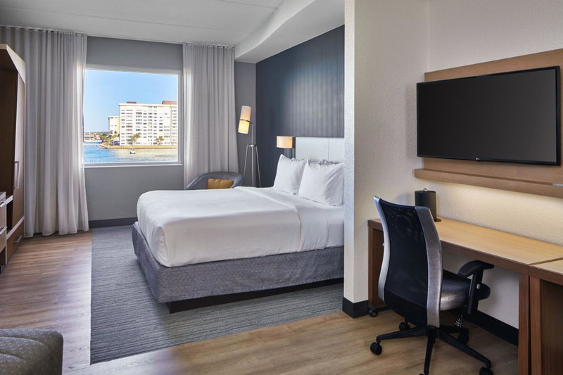 Courtyard by Marriott St. Petersburg Clearwater/Madeira Beach, St Pete Beach, United States