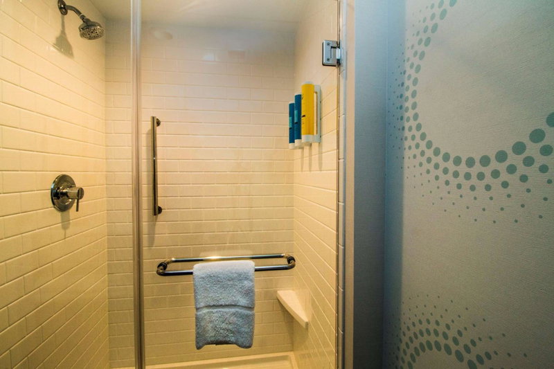 Tru By Hilton Norfolk Airport, Va, Virginia Beach, United States