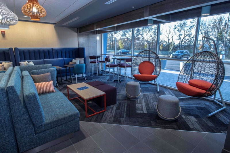 Tru By Hilton Norfolk Airport, Va, Virginia Beach, United States