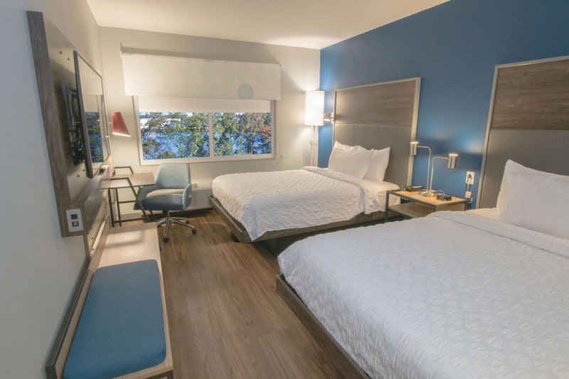 Tru By Hilton Norfolk Airport, Va, Virginia Beach, United States