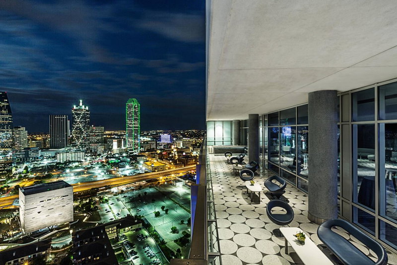 W Dallas, Dallas, United States