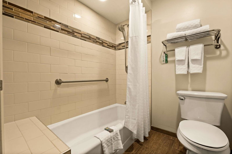 Best Western The Plaza Hotel Honolulu Airport - Free Breakfast, Honolulu, United States