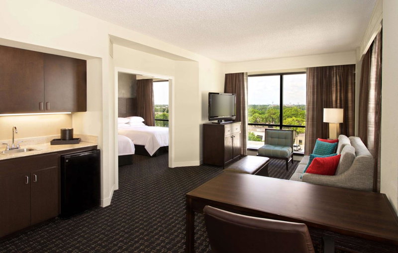 Embassy Suites by Hilton Palm Beach Gardens PGA Boulevard, Palm Beach Gardens, United States