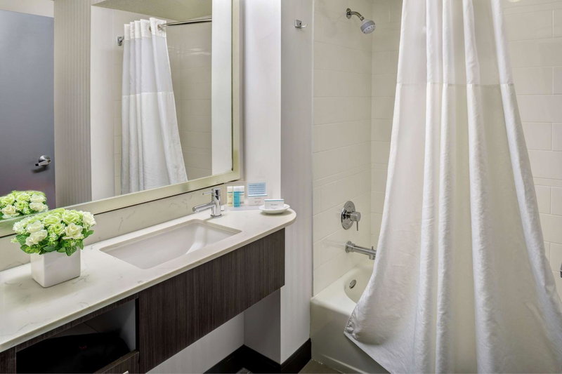Hampton Inn & Suites Palm Desert, Palm Desert, United States