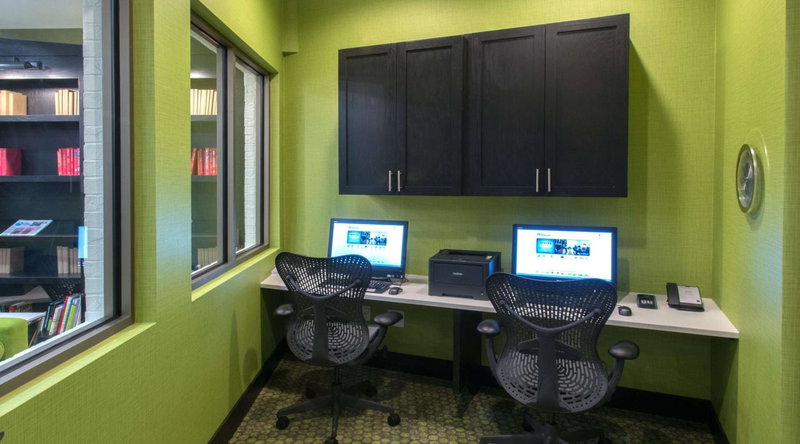 Hilton Garden Inn Charleston Waterfront/Downtown, Charleston, United States
