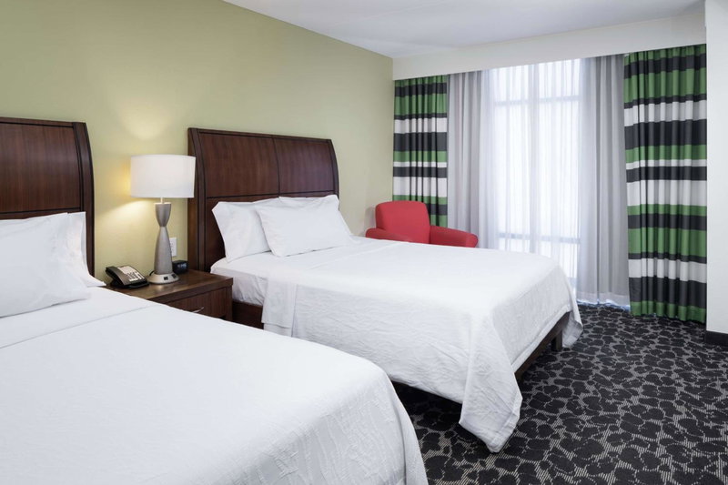 Hilton Garden Inn Charleston Waterfront/Downtown, Charleston, United States