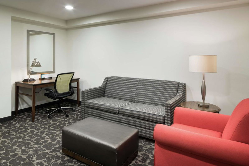 Hilton Garden Inn Charleston Waterfront/Downtown, Charleston, United States
