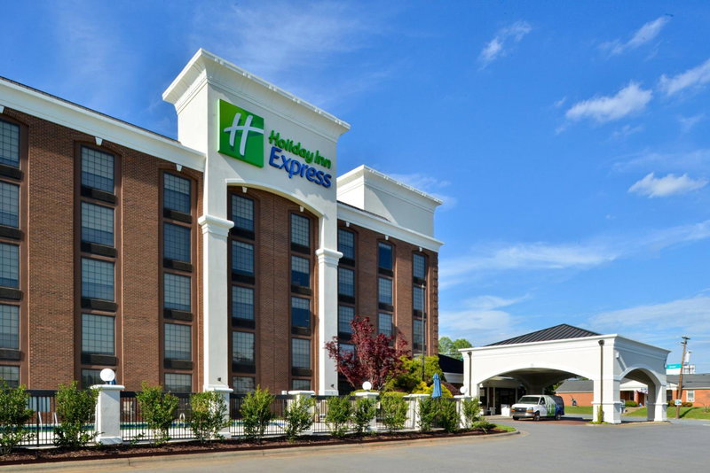 Holiday Inn Express Winston-Salem Medical Ctr Area, Winston-Salem, United States
