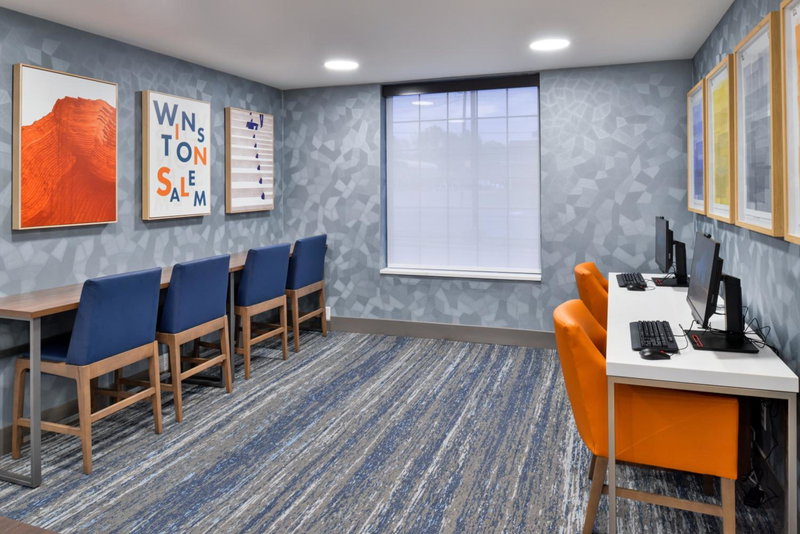 Holiday Inn Express Winston-Salem Medical Ctr Area, Winston-Salem, United States