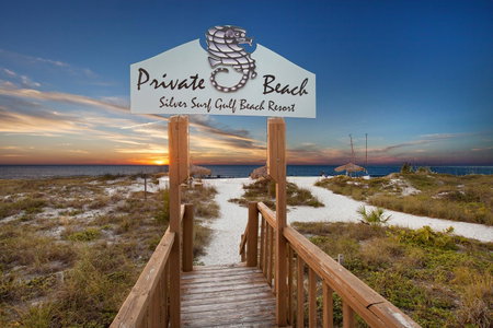 Silver Surf Gulf Beach Resort, Bradenton Beach, United States