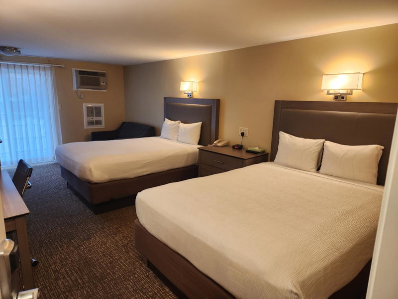 Hyannis Travel Inn, Hyannis, United States
