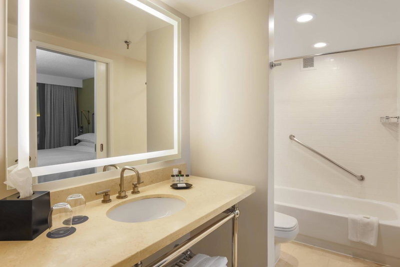 Sheraton Suites Market Center Dallas, Dallas, United States