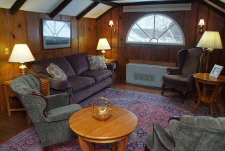 Publick House Historic Inn and Country Motor Lodge, Sturbridge, United States