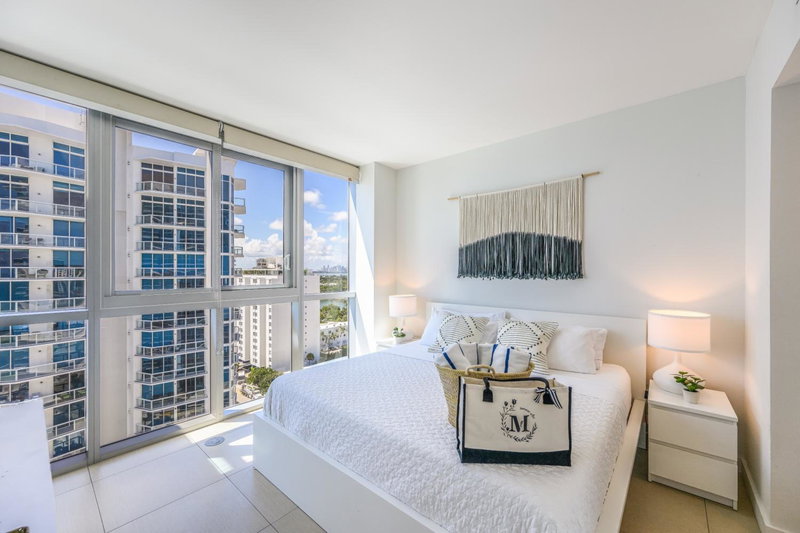 Monte Carlo by Miami Vacations, Miami Beach, United States