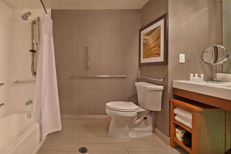 Courtyard by Marriott Philadelphia City Avenue, Philadelphia, United States