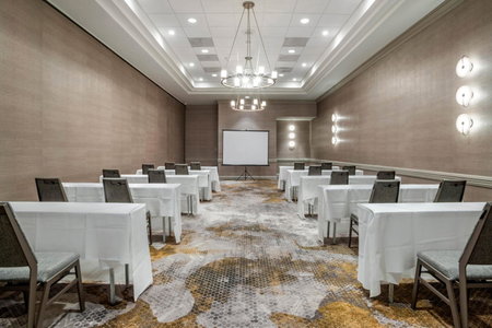Sheraton Suites Wilmington Downtown, Wilmington, United States