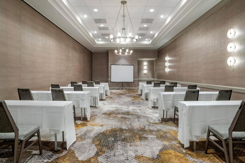 Sheraton Suites Wilmington Downtown, Wilmington, United States