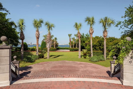 Embassy Suites by Hilton Charleston Harbor Mt. Pleasant, Charleston, United States