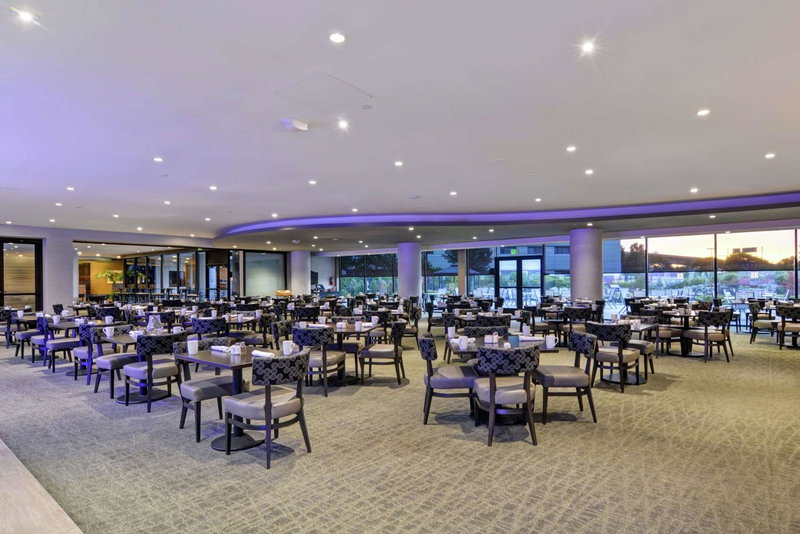 DoubleTree by Hilton Pleasanton at The Club, Pleasanton, United States