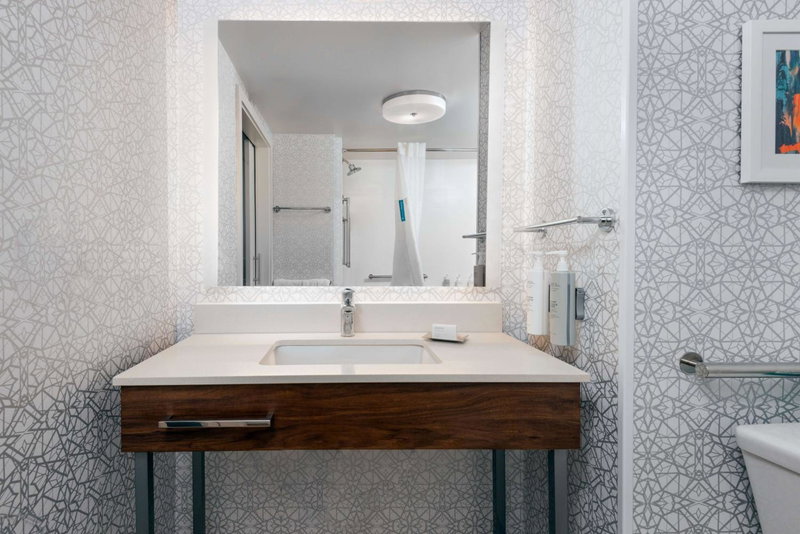 Hampton Inn & Suites Charlottesville at the University, Charlottesville, United States