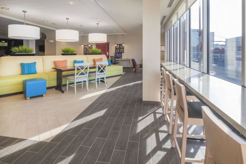 Home2 Suites Kansas City Downtown, Kansas City, United States