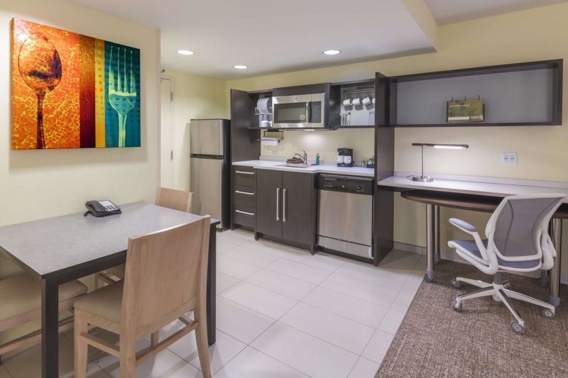 Home2 Suites Kansas City Downtown, Kansas City, United States
