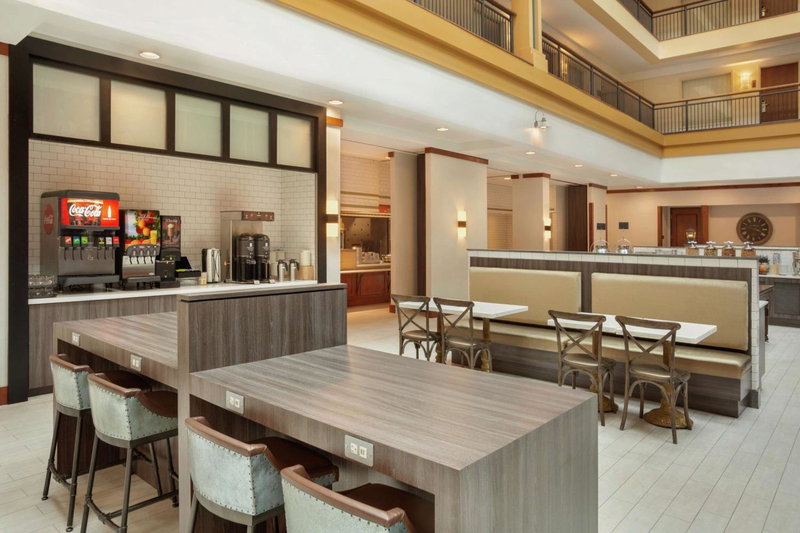 Embassy Suites by Hilton Denver International Airport, Denver, United States