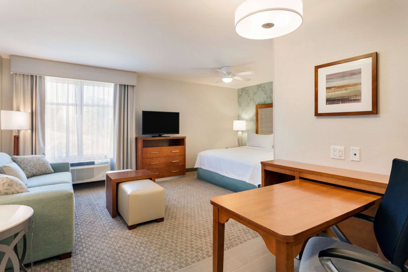 Homewood Suites by Hilton Gateway Hills Nashua, Nashua, United States