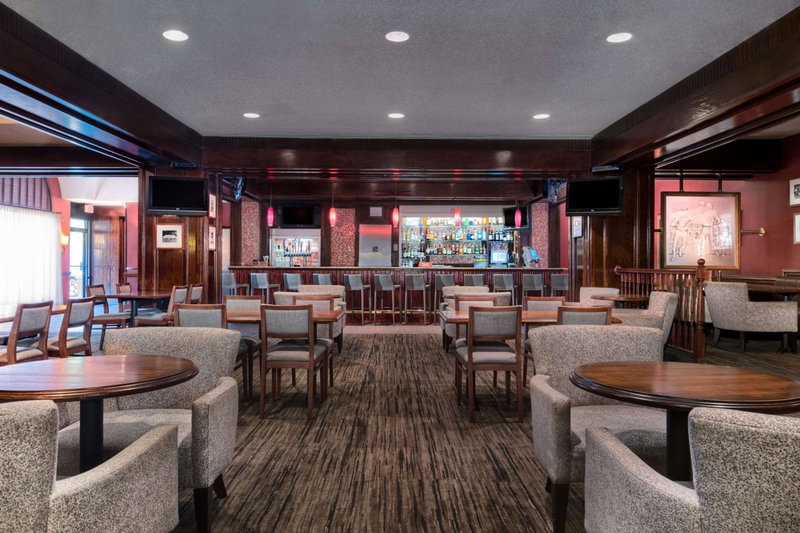 DoubleTree by Hilton Philadelphia Airport, Philadelphia, United States