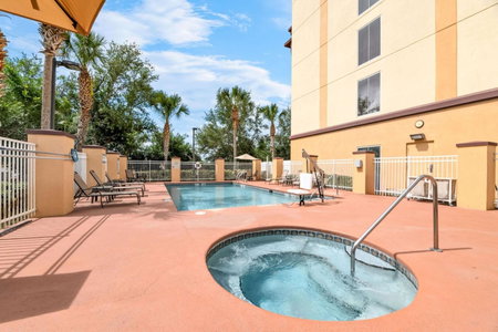 Comfort Suites Orlando Airport, Orlando, United States