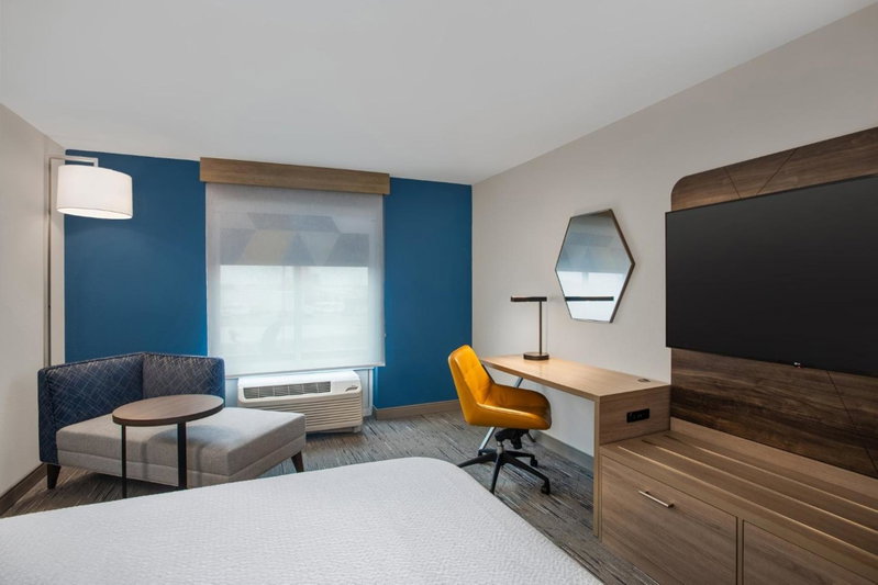 Holiday Inn Express & Suites Terre Haute by IHG, Terre Haute, United States